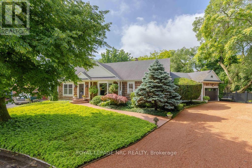 7 CHRISTOPHER STREET - 6
