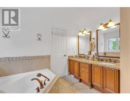 2569 Lockhart Road, Innisfil, ON L9S3G2 Photo 20