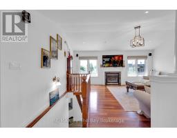 Kitchen - 2569 Lockhart Road, Innisfil, ON L9S3G2 Photo 6