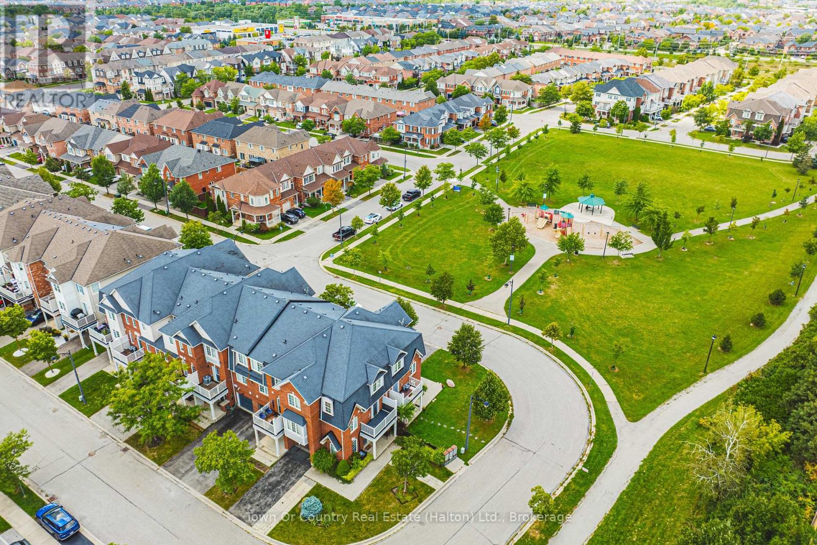 641 SPEYER CIRCLE - 33