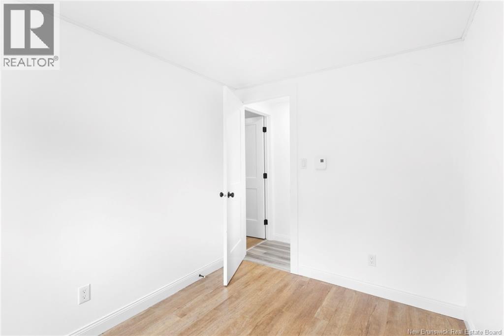 83 Leafwood Crescent - Image 24