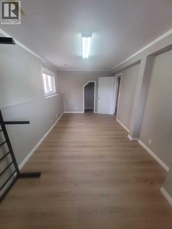 Listing photo – 33 Eggleton Street, Red Deer
