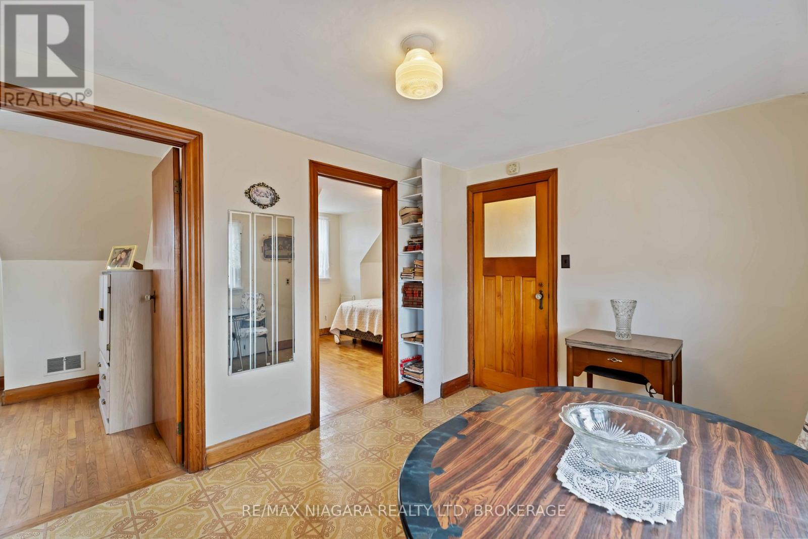 506 HARRIET STREET - Image 22