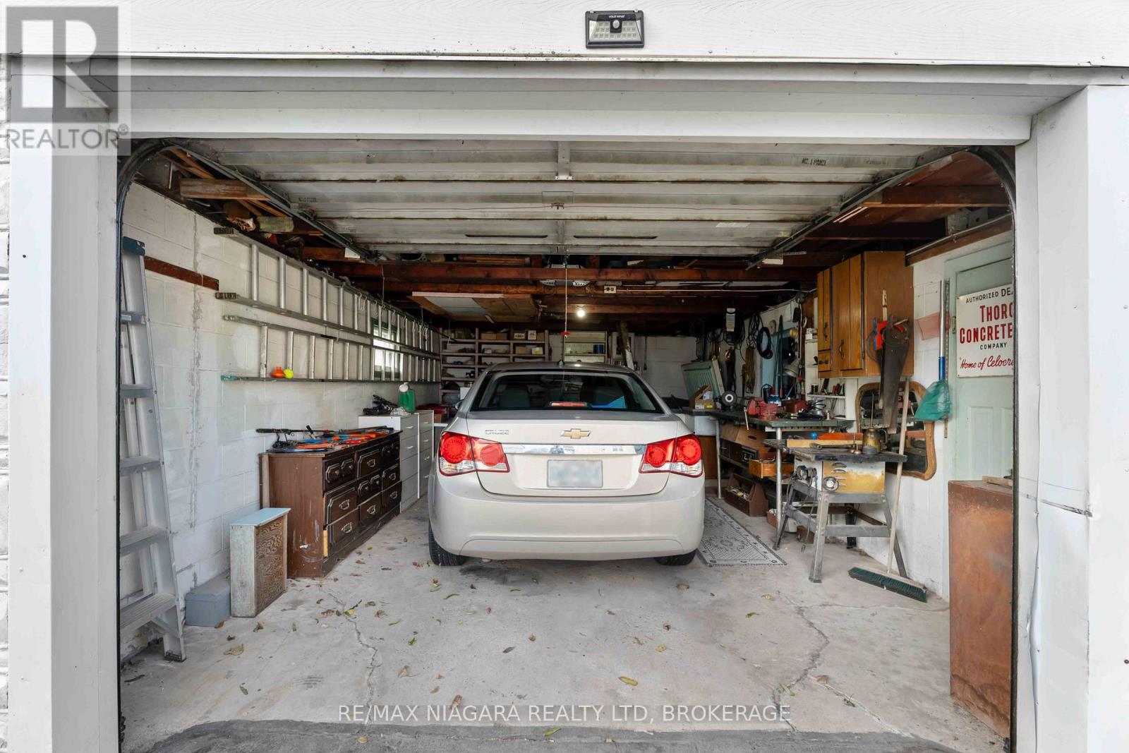 506 HARRIET STREET - Image 37