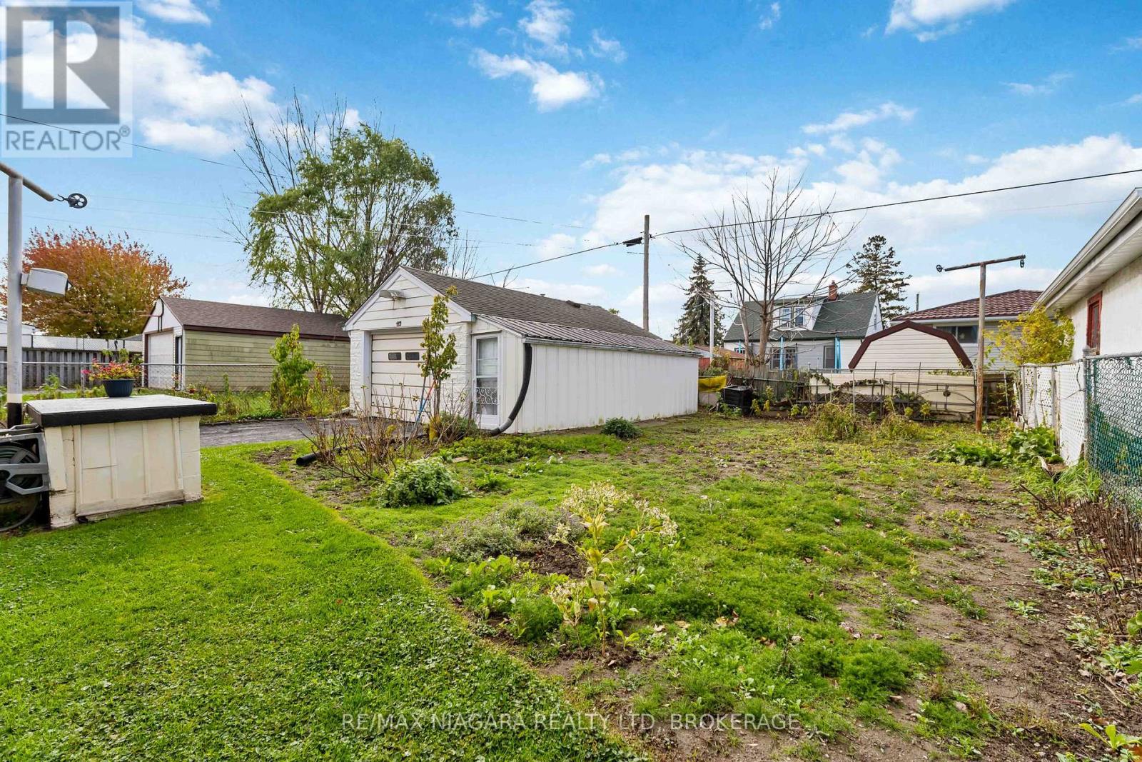 506 HARRIET STREET - Image 39