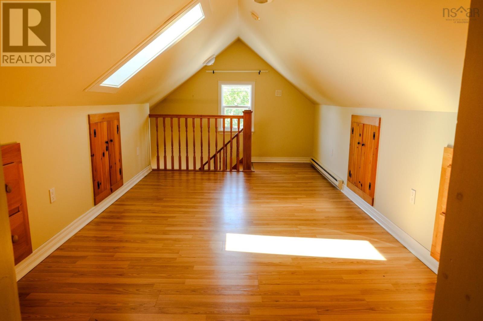 12 Clam Point Road - 27