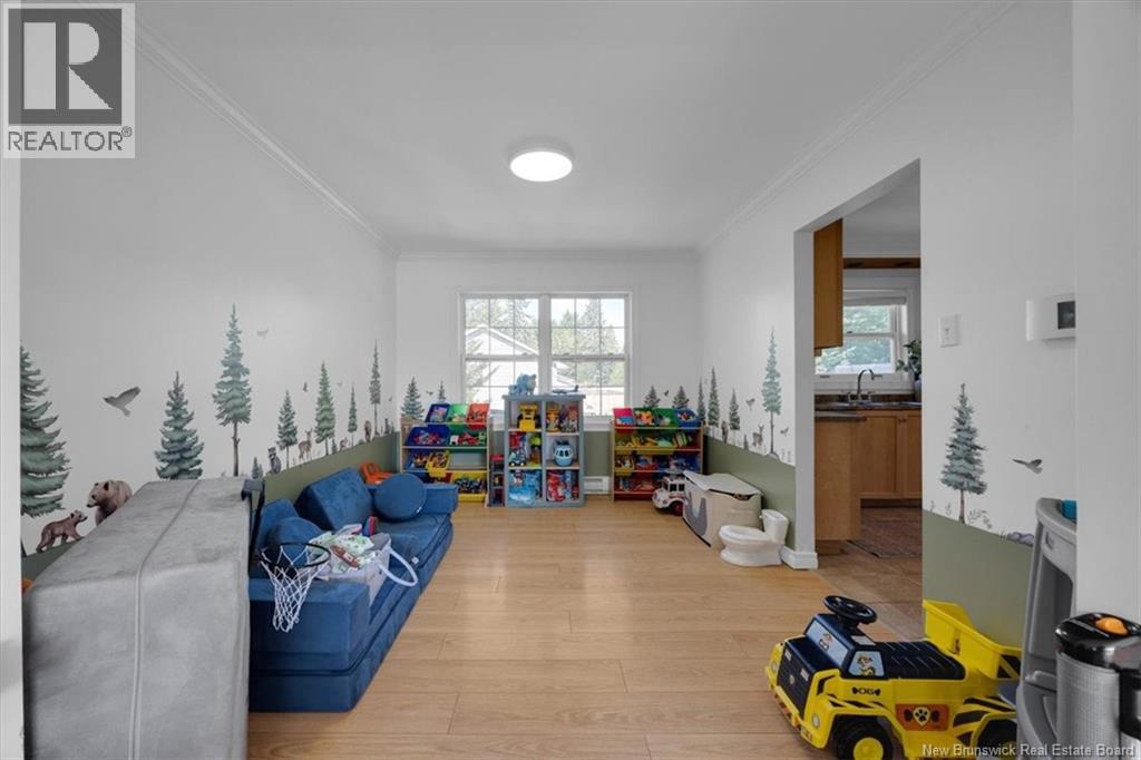 16 Brook Street - 12