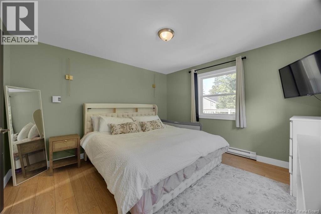 16 Brook Street - 17