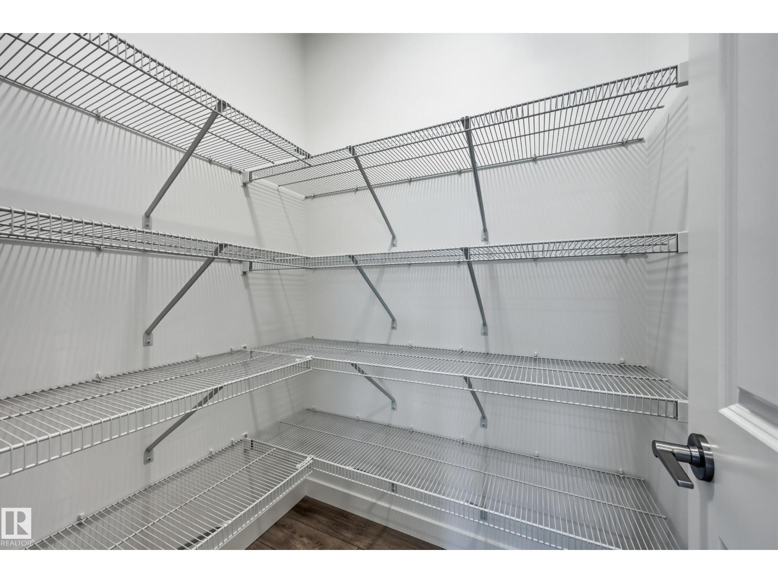 22612 89 AV NW - 9