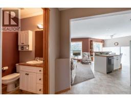 Primary Bedroom - 37 Northlands Crescent Ne, Medicine Hat, AB T1C2A9 Photo 6