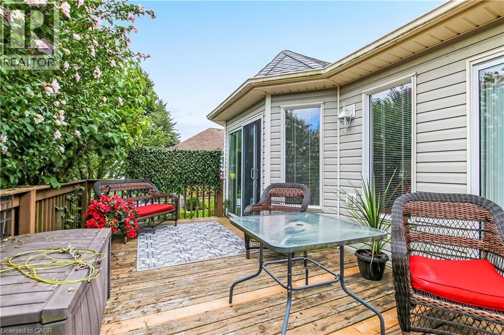 5 WALSINGHAM Drive - 17