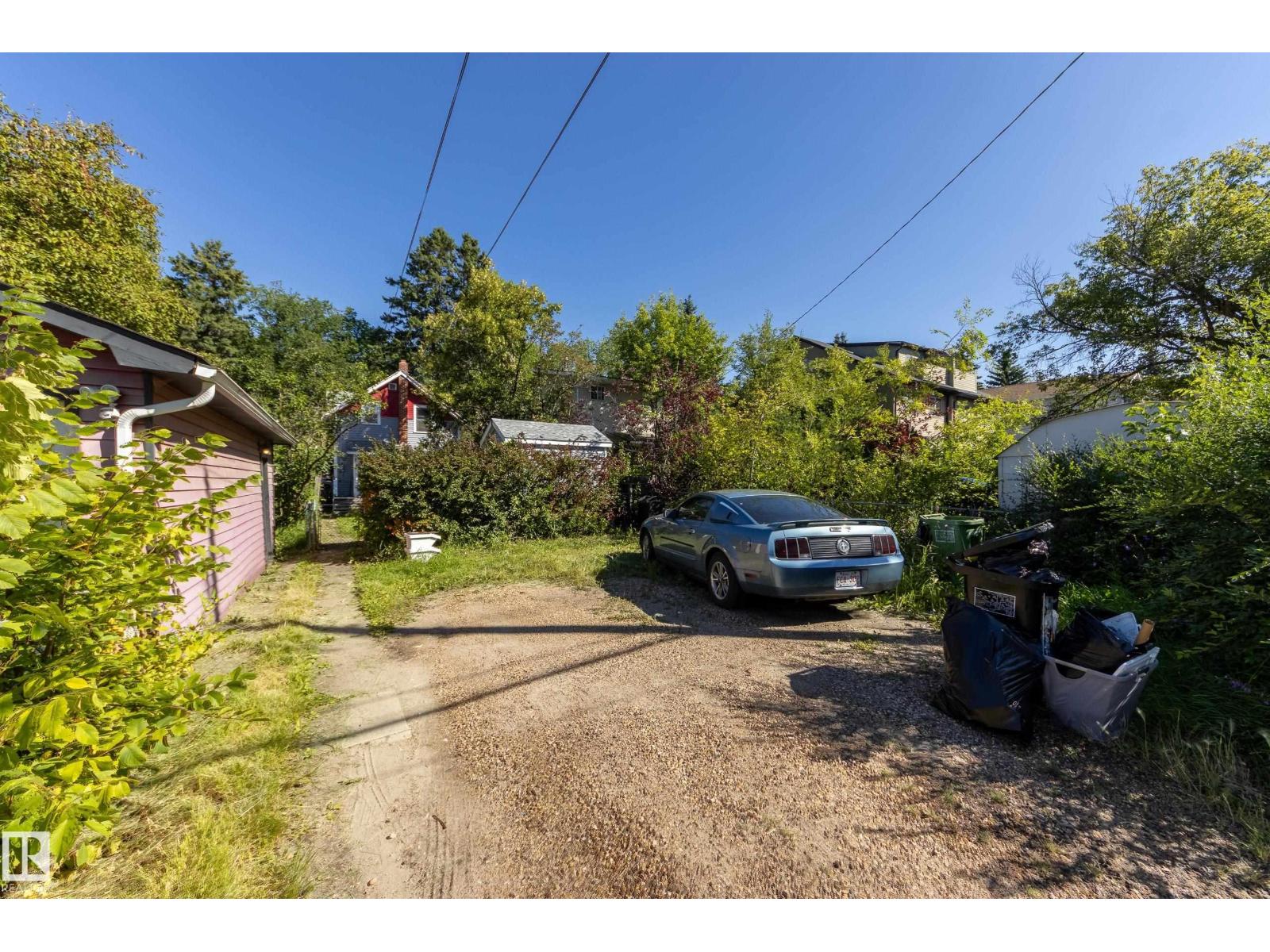10747 UNIVERSITY AV NW - 27