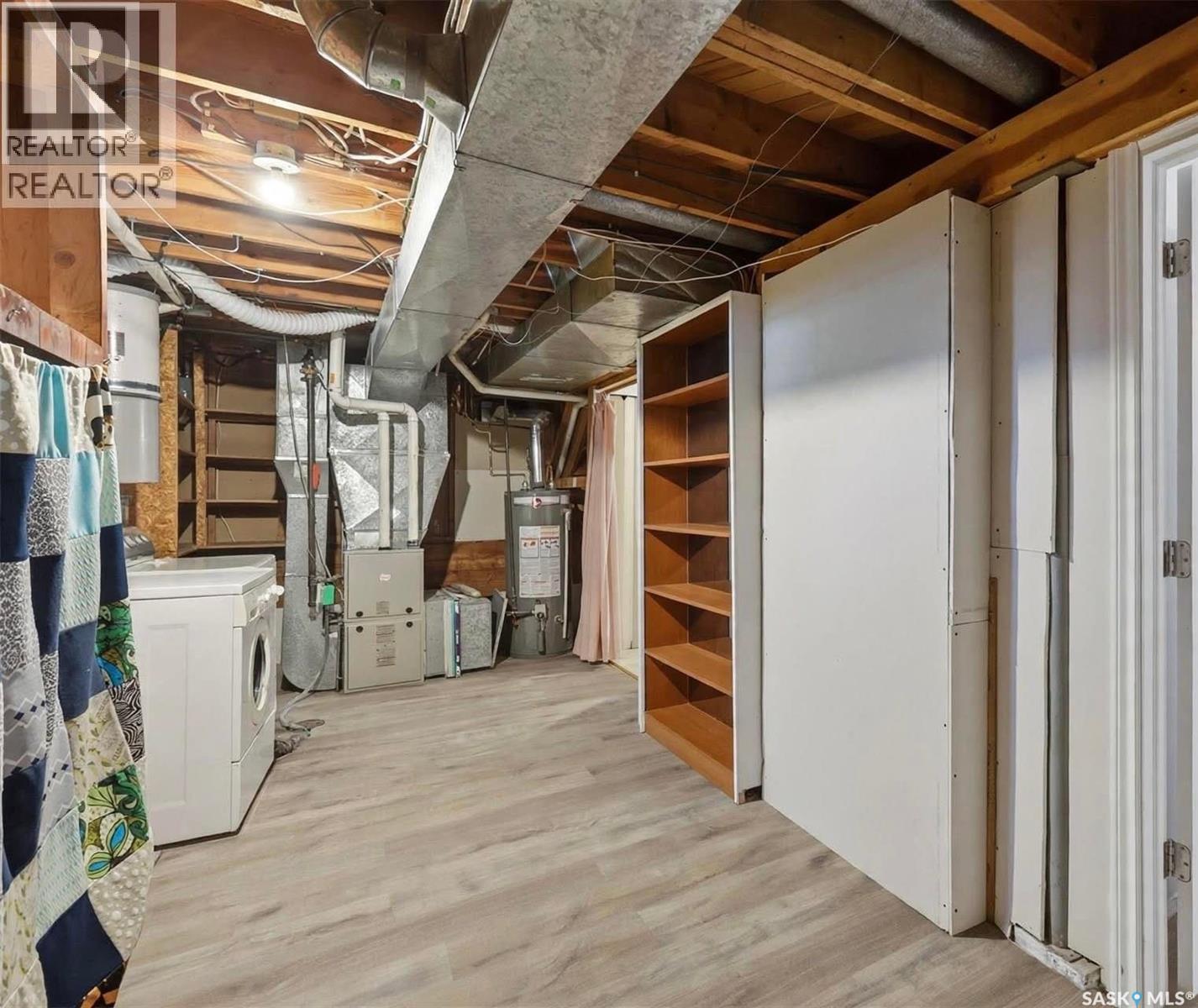 2509 Taylor STREET E - Image 31