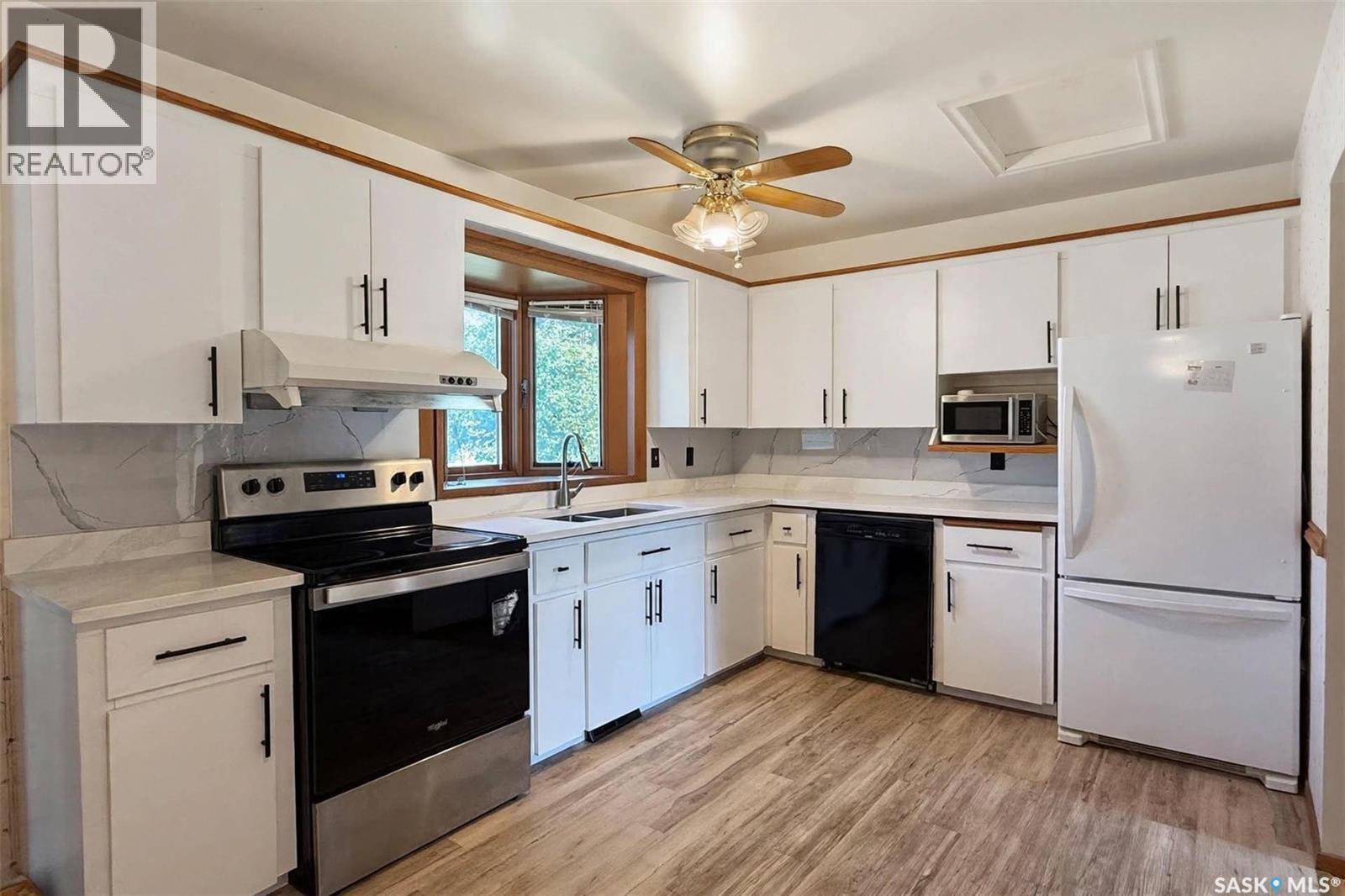 2509 Taylor STREET E - Image 18