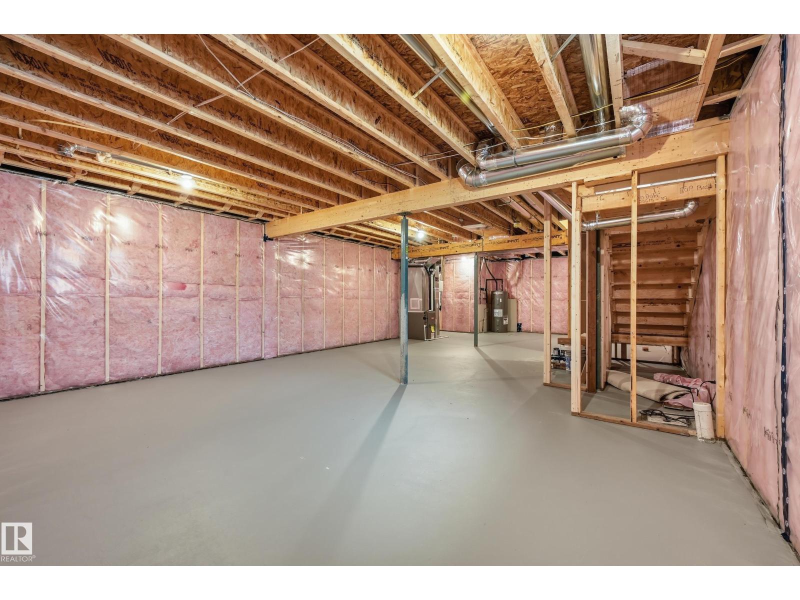 22615 89 AV NW - 25