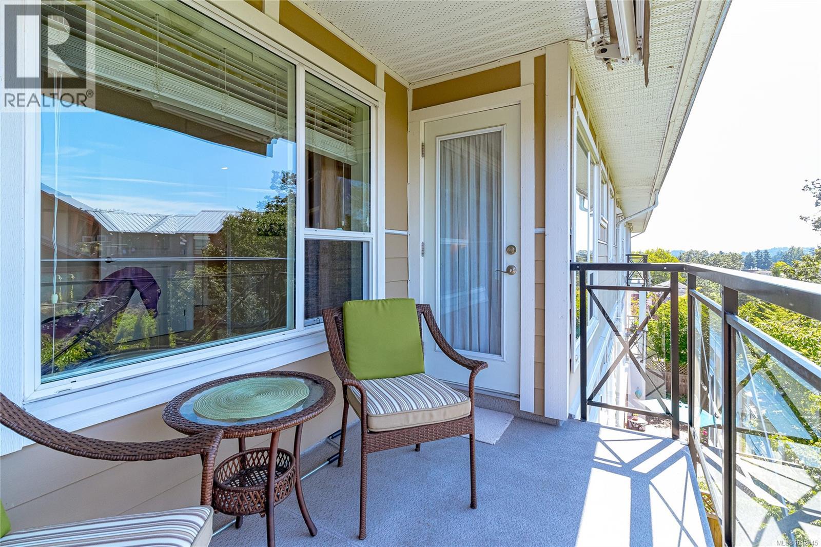 Property for sale at 304 4536 Viewmont Ave