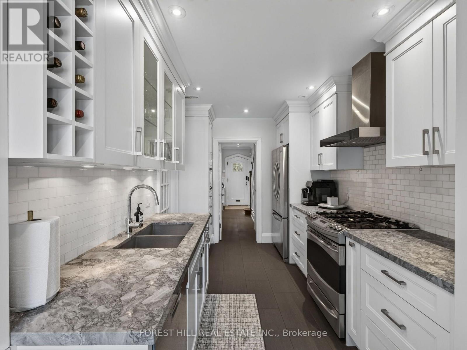 25 CASTLEWOOD ROAD - 12