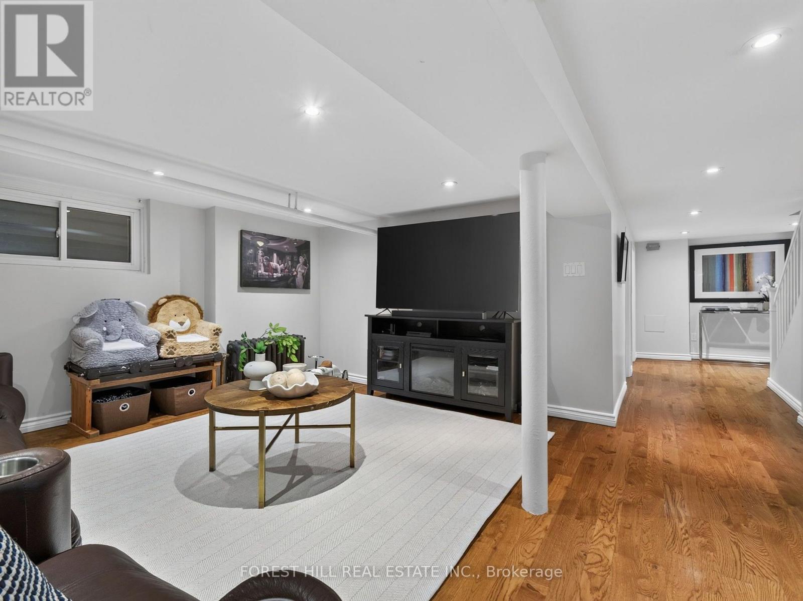 25 CASTLEWOOD ROAD - Image 25