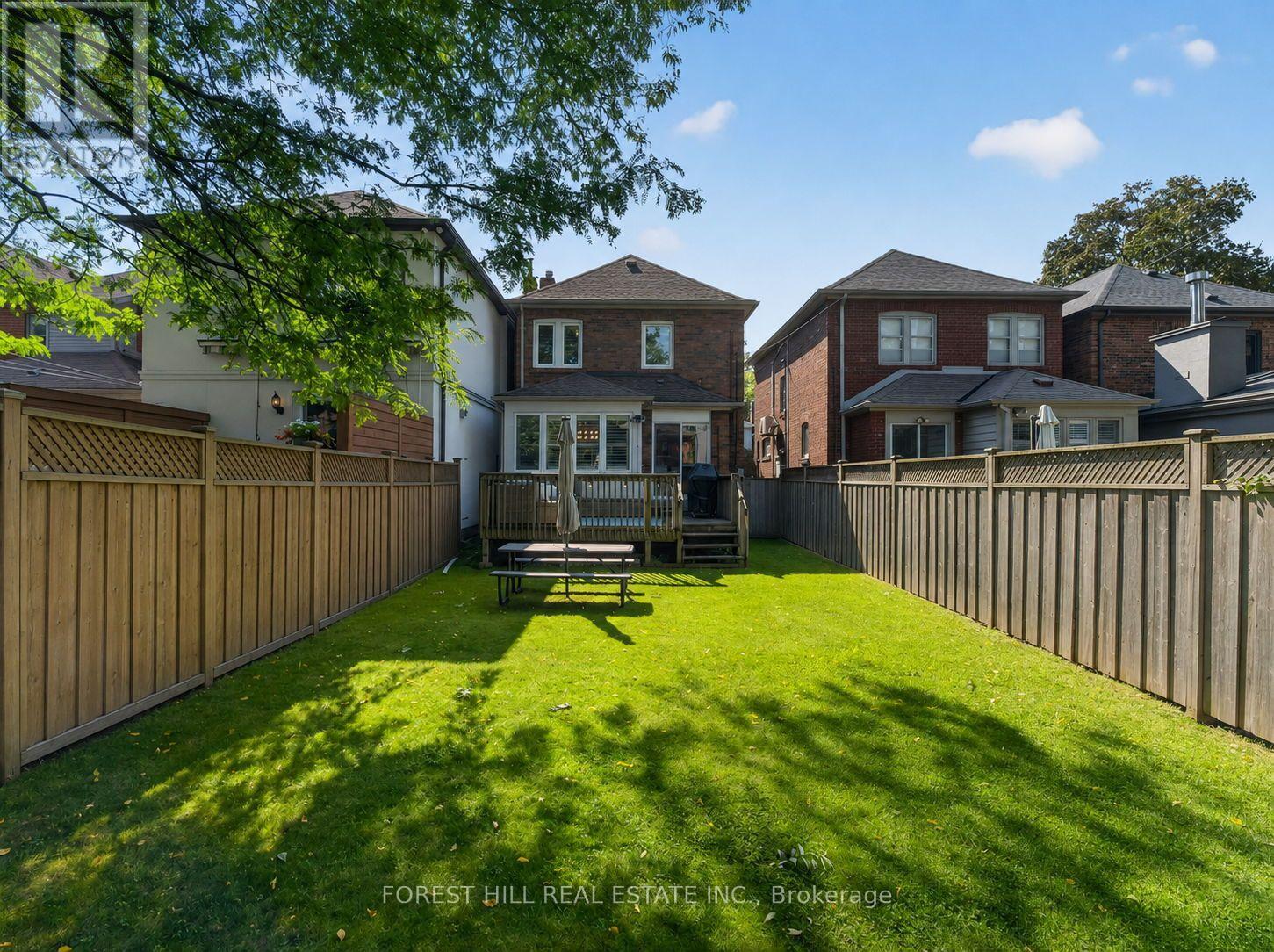25 CASTLEWOOD ROAD - 28