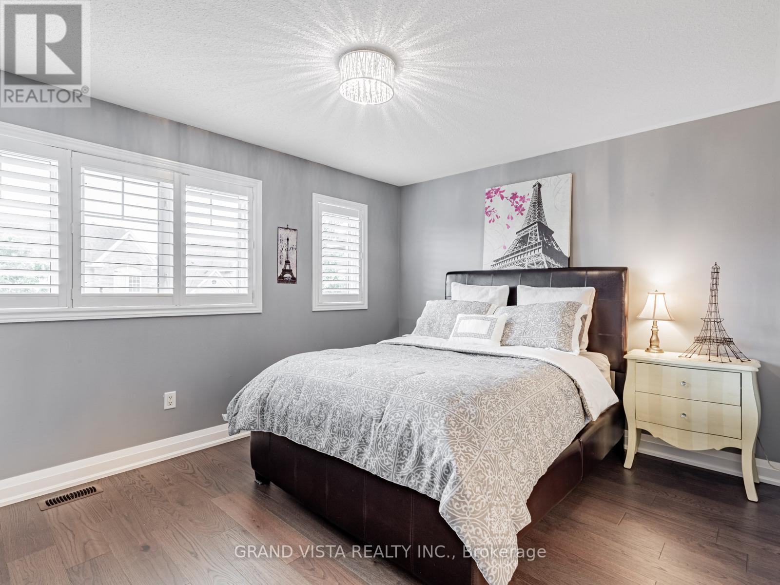 31 ROUTLEDGE DRIVE - Image 29