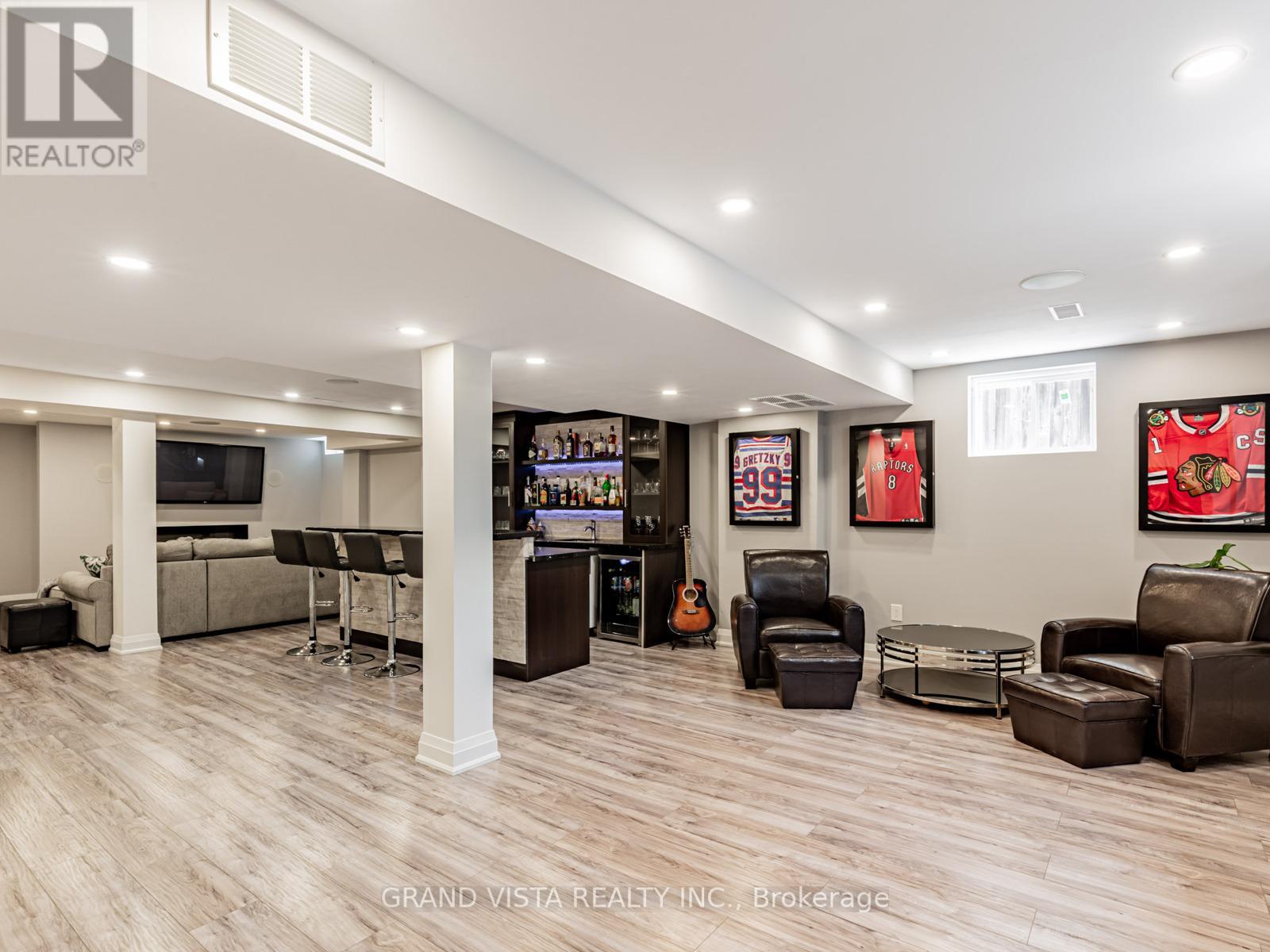 31 ROUTLEDGE DRIVE - Image 32