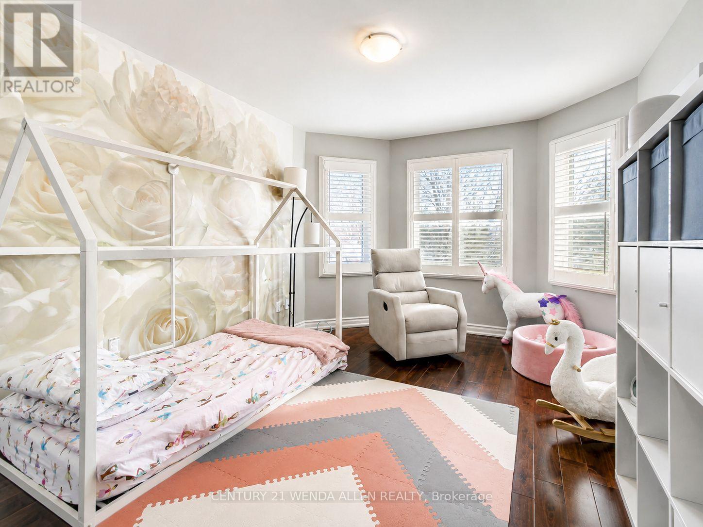 156 GWENDOLYN BOULEVARD - Image 17