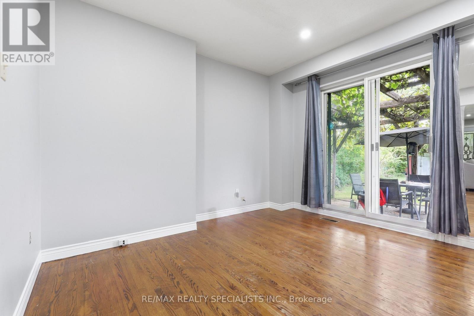 7259 SILLS ROAD - 8