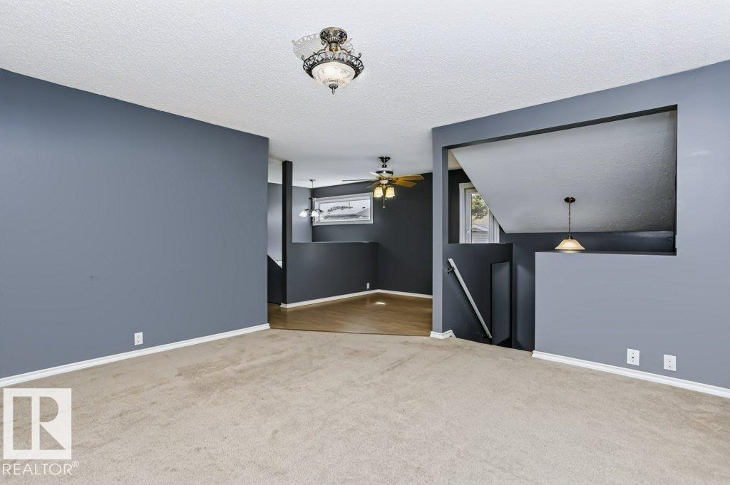 3633 44 AV NW, Kiniski Gardens, Edmonton photo 5