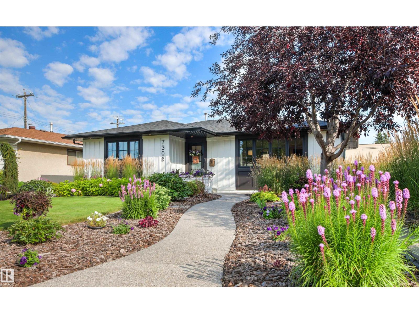 7308 100 AV NW - 2