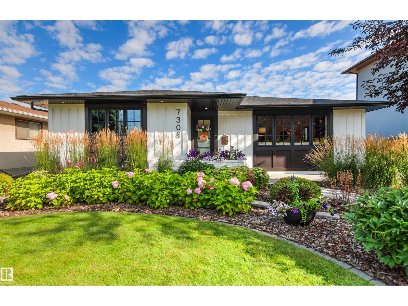 7308 100 AV NW - 1