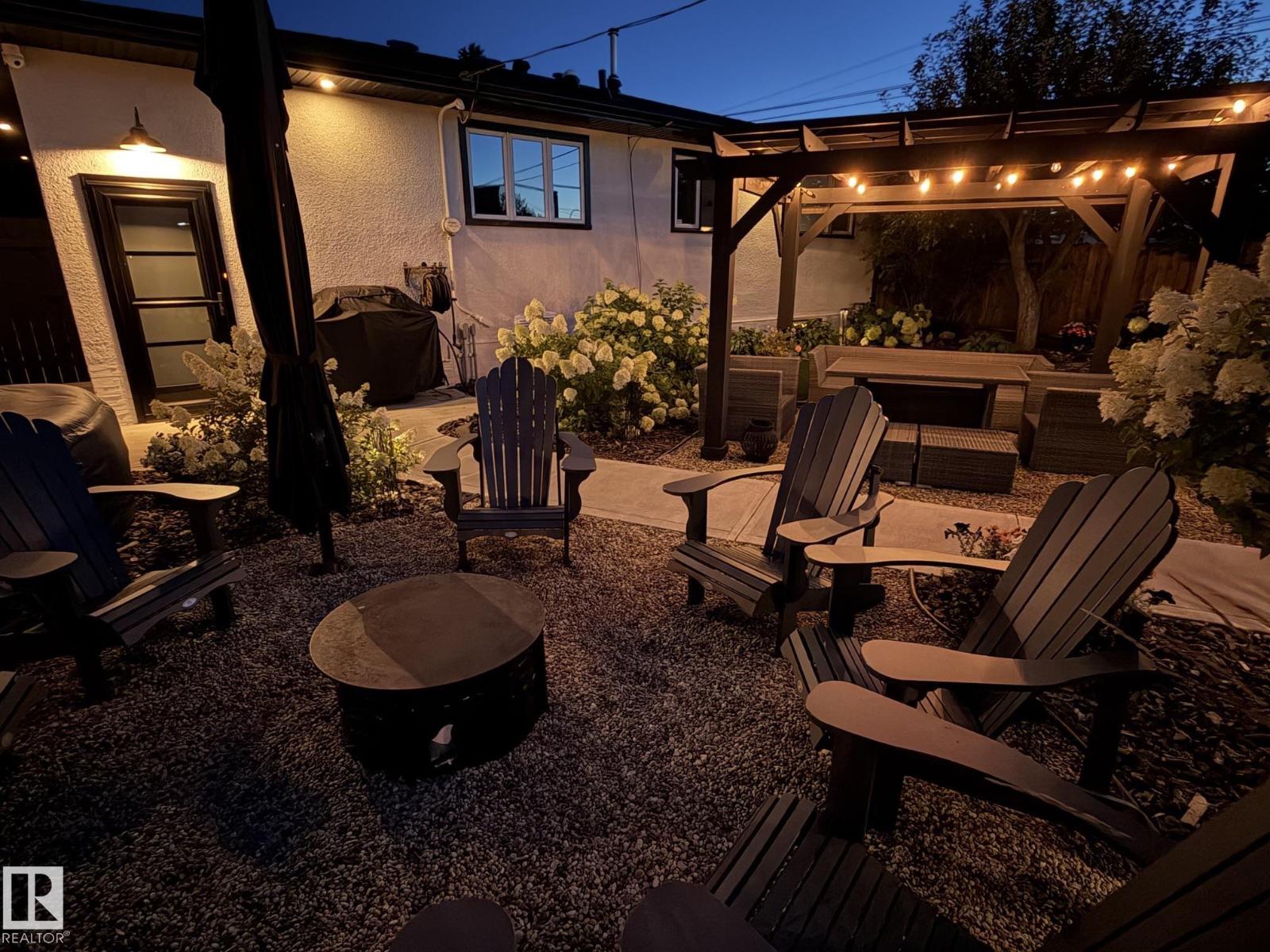 7308 100 AV NW - 65