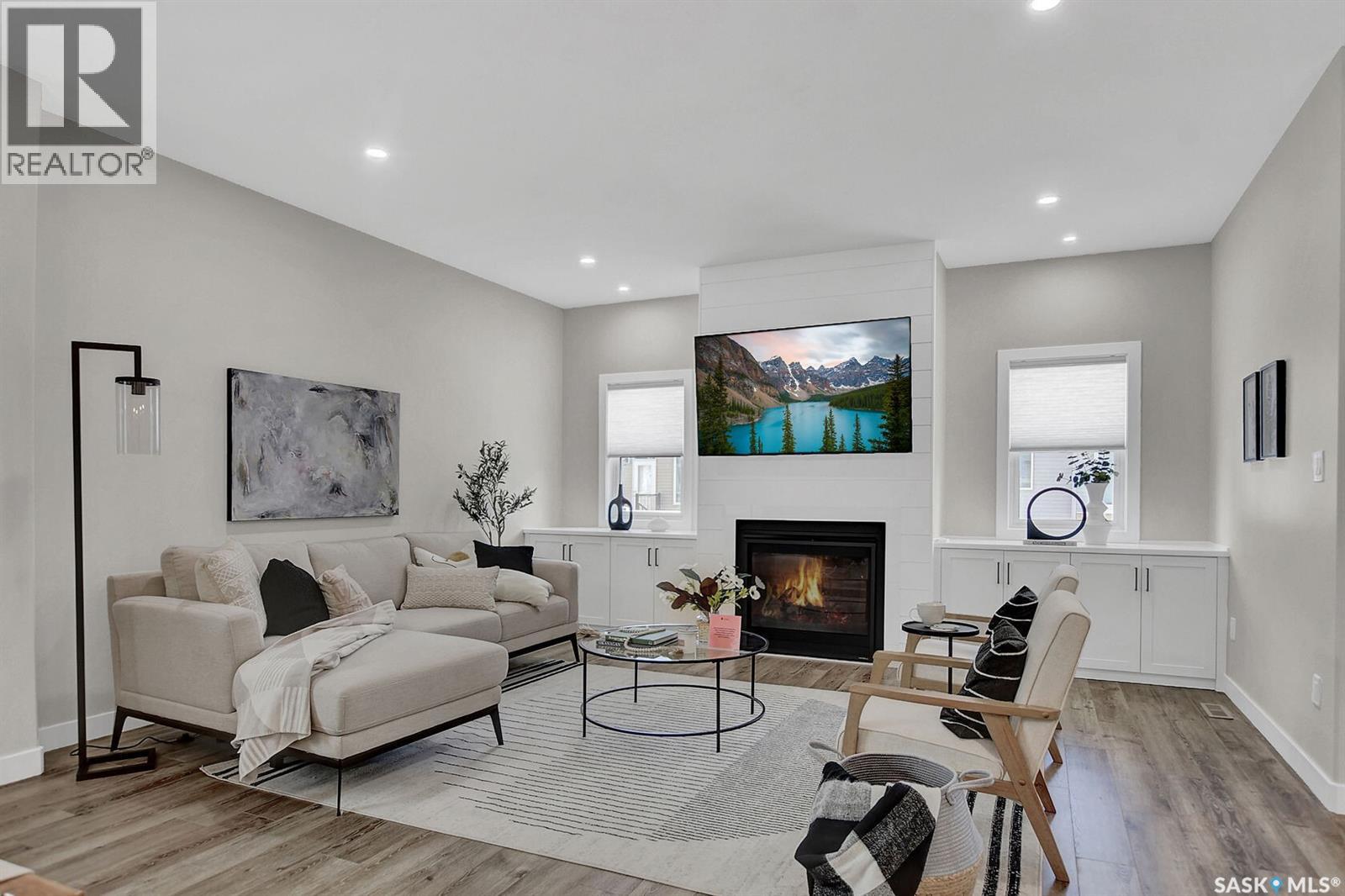273 Lakeside BOULEVARD - 10