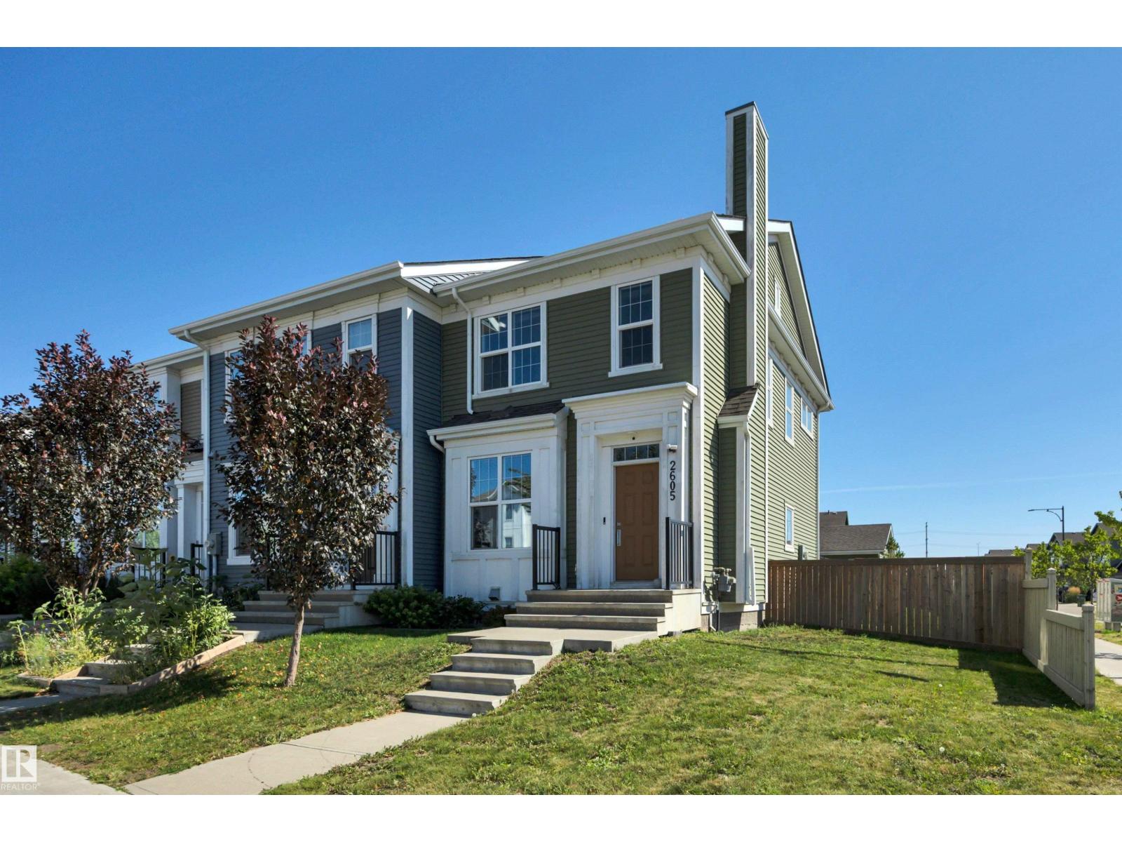 2605 MAPLE WY NW, Maple Crest, Edmonton photo 1