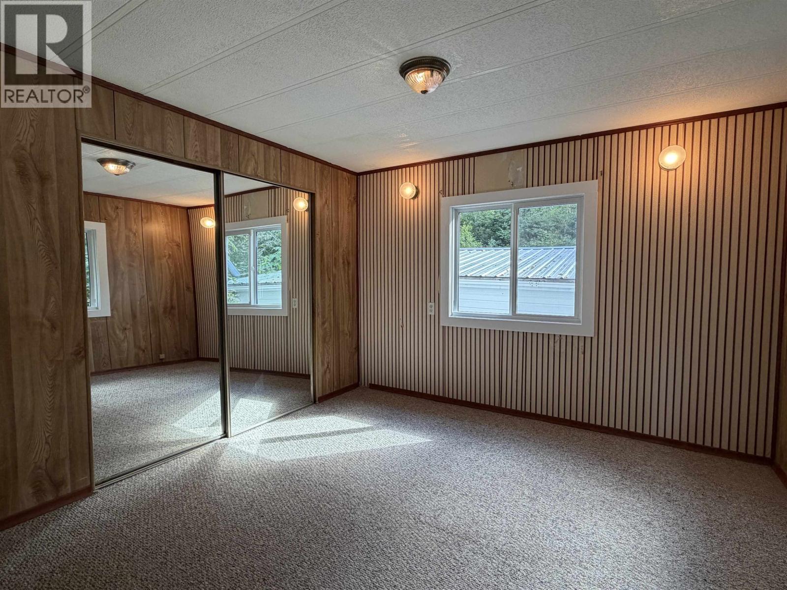 2066 LAUREL STREET - 30