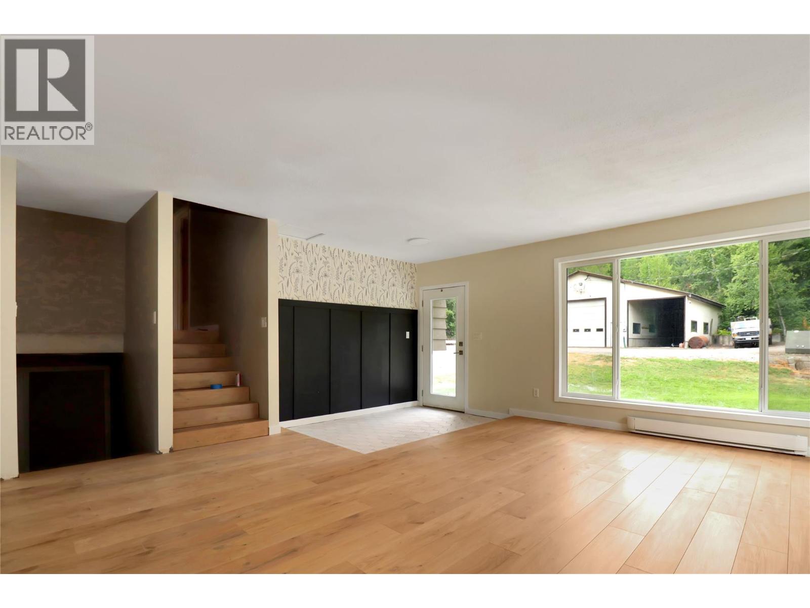 208 Schmidt Road - 12