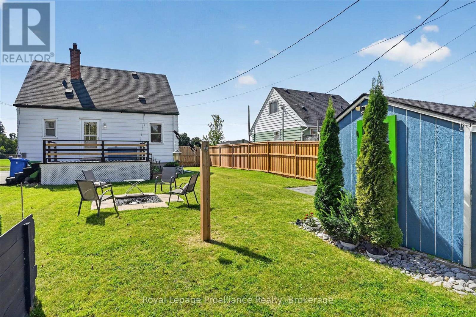 732 GILLESPIE AVENUE - 38