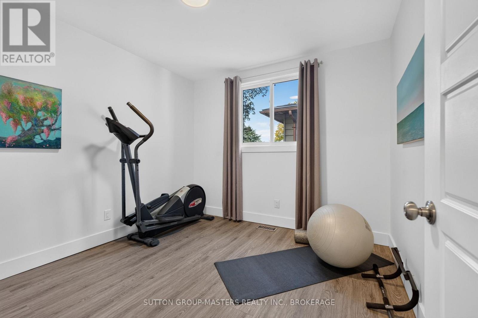 782 GROUSE CRESCENT - Image 32