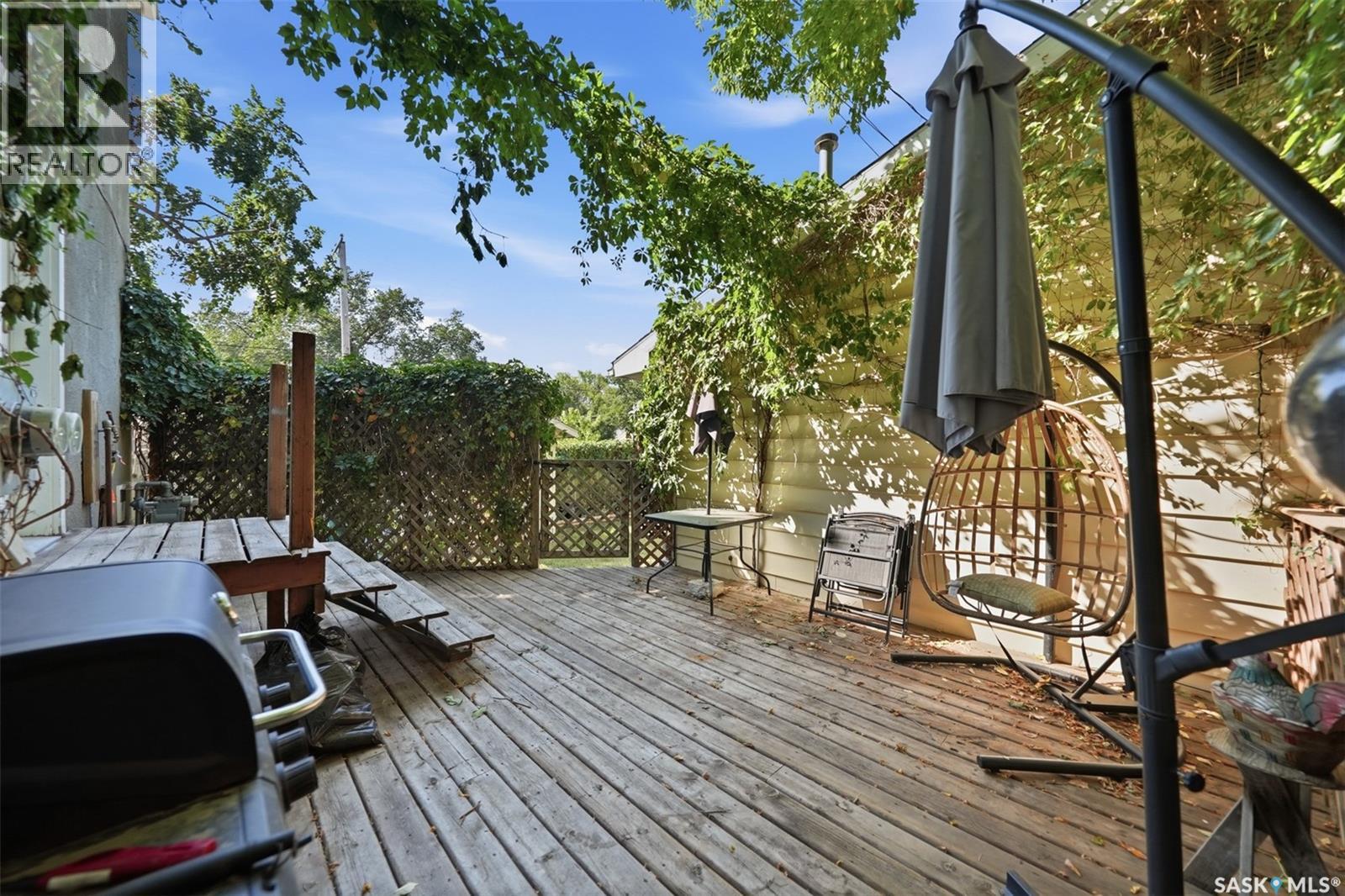 201 H AVENUE N - Image 34