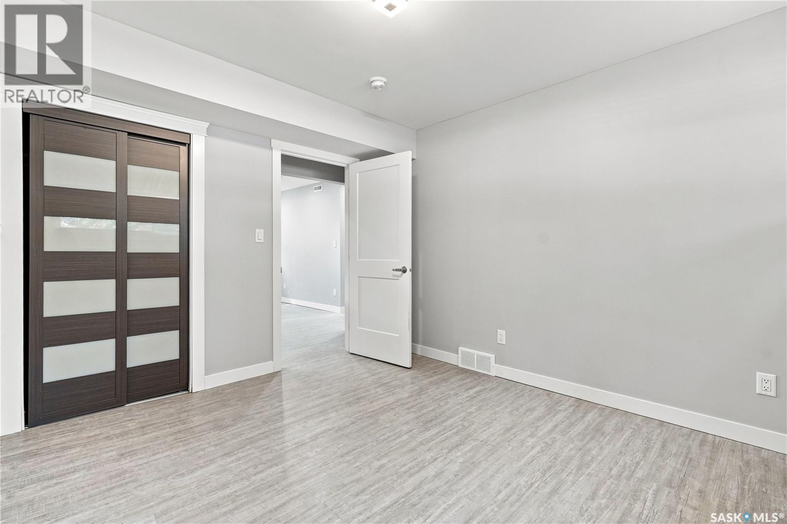 4200 Hillsdale STREET - Image 40