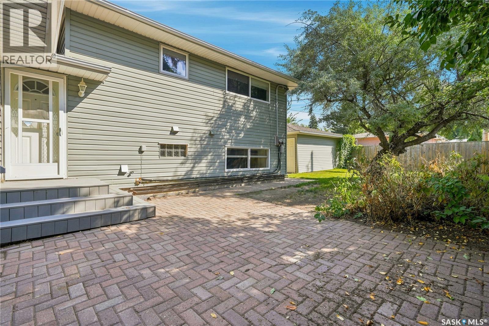 4200 Hillsdale STREET - Image 51
