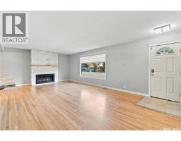 Bedroom - 4200 Hillsdale Street, Regina, SK S4S3Z2 Photo 7