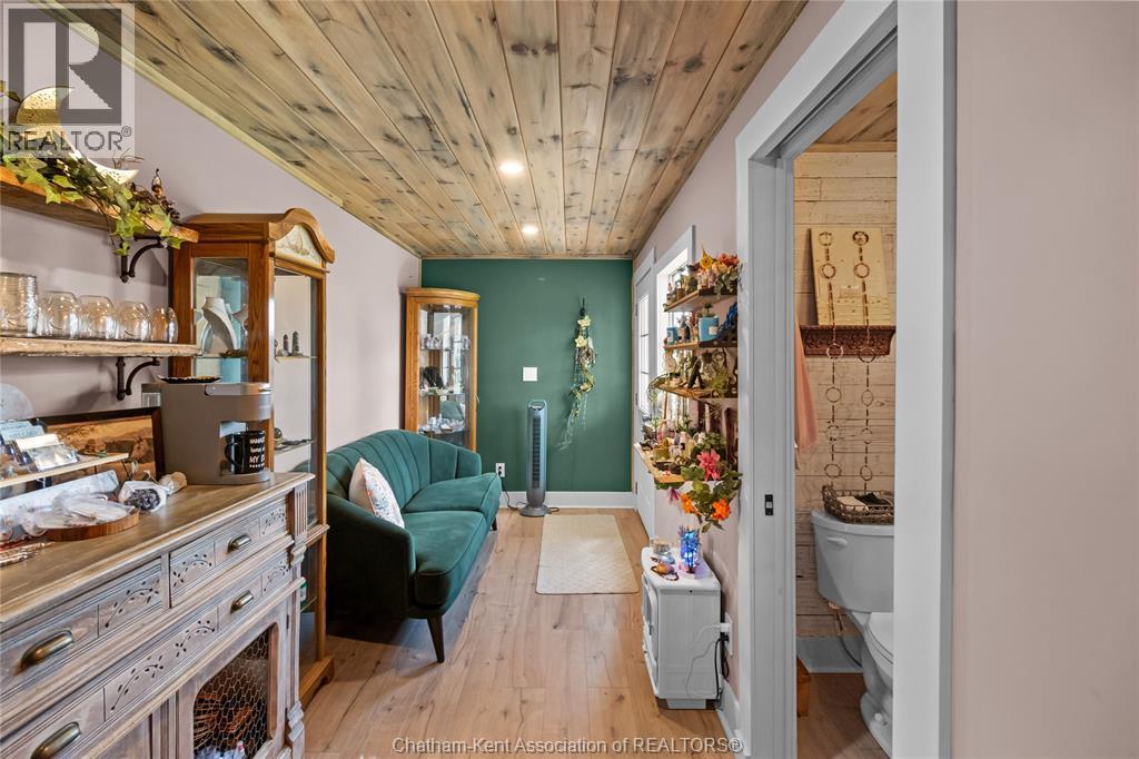 24947 Bear Line ROAD - Image 32
