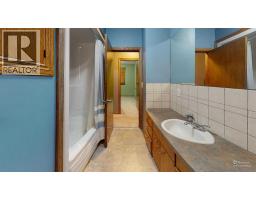 5005 53 Street, Castor, AB T0C0X0 Photo 18