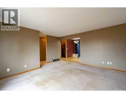 Family room - 5005 53 Street, Castor, AB T0C0X0 Photo 8