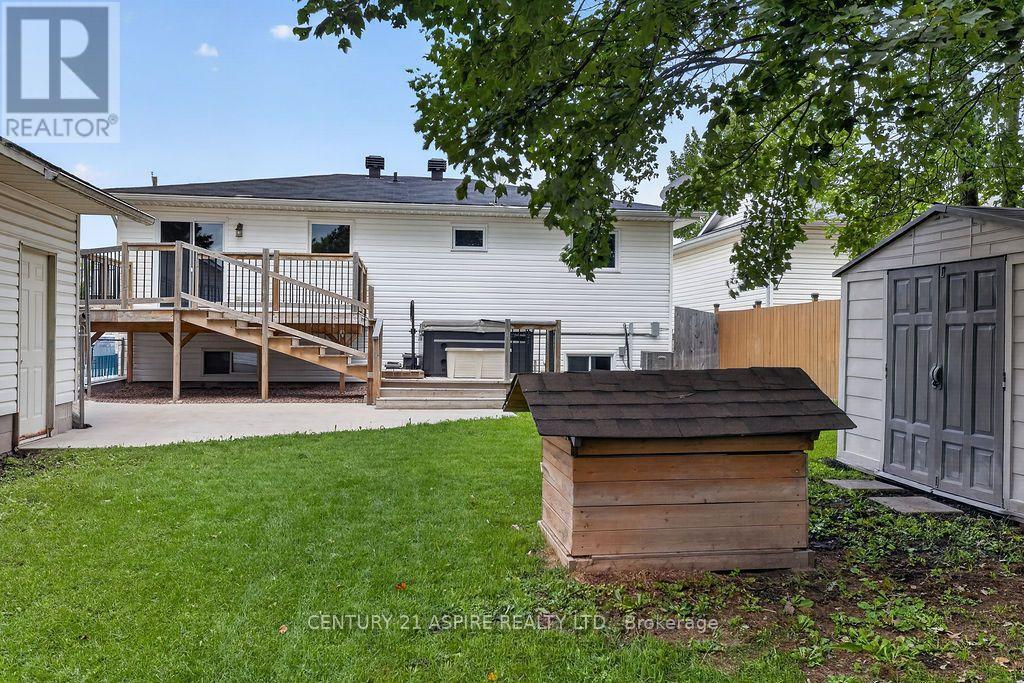 50 PORTAGE ROAD - 12