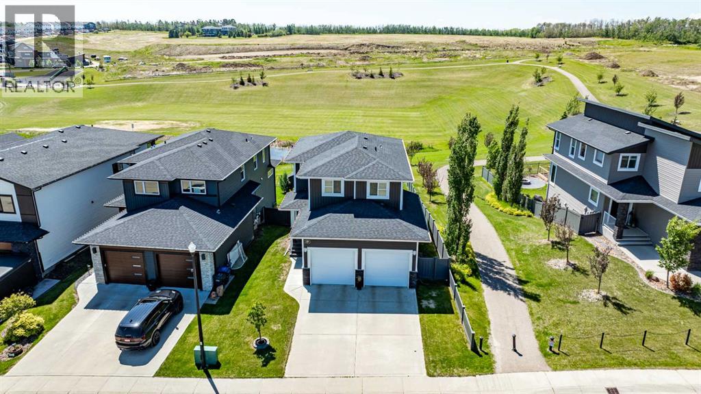 Listing photo – 19 Vanveller Way, Sylvan Lake