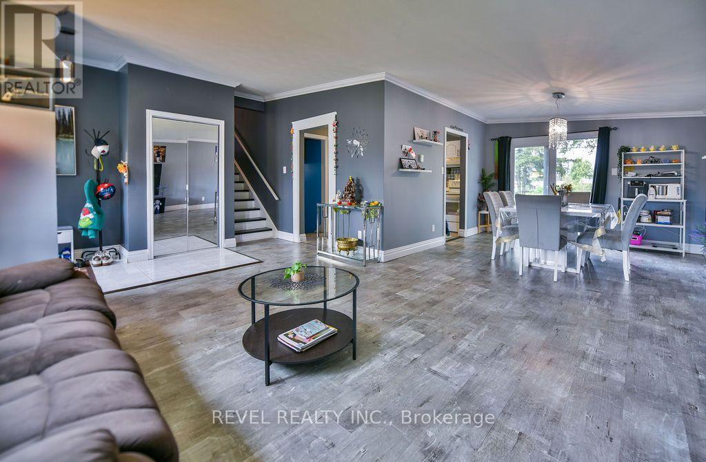 370 MORANDIN AVENUE - Image 5