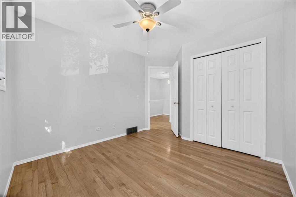 32 Patina Park SW - 34