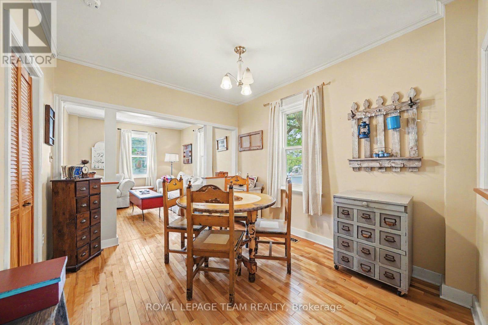 6577 FOURTH LINE ROAD - Image 11