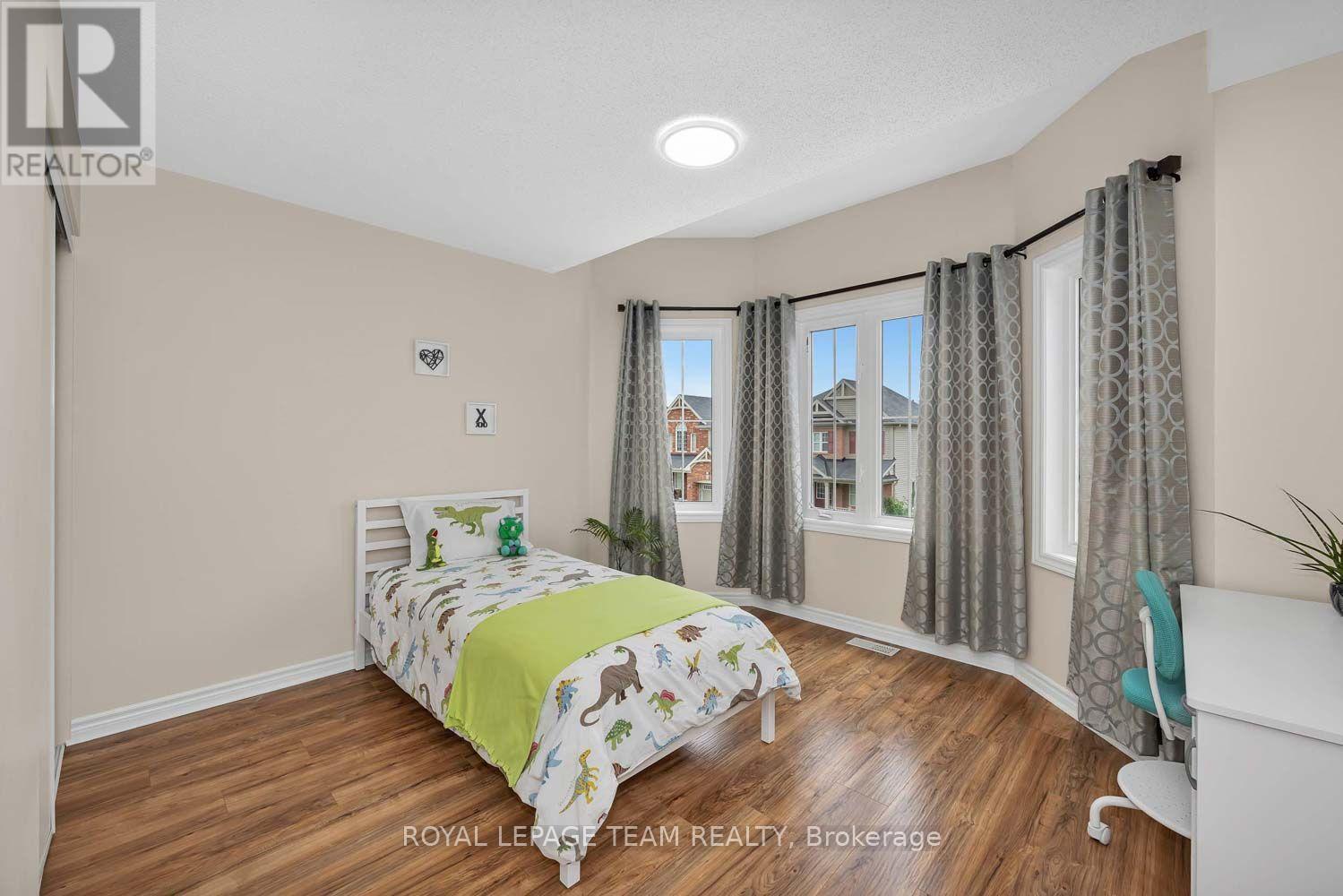 2225 WATERCOLOURS WAY - Image 22